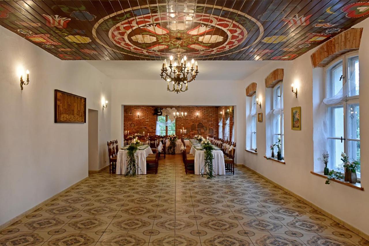 فندق Cichy Dwor Manowo المظهر الخارجي الصورة